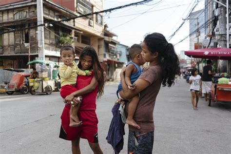 young pinay|PHOTOS: Why The Philippines Has So Many Teen Moms